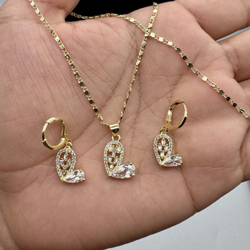 Set Premium Corazón De Amor Cadena y Aritos