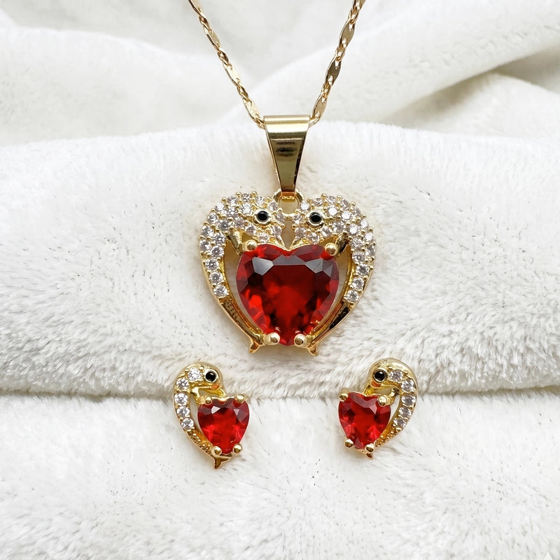 Set Premium Corazón De Delfín De Cadena y Aritos