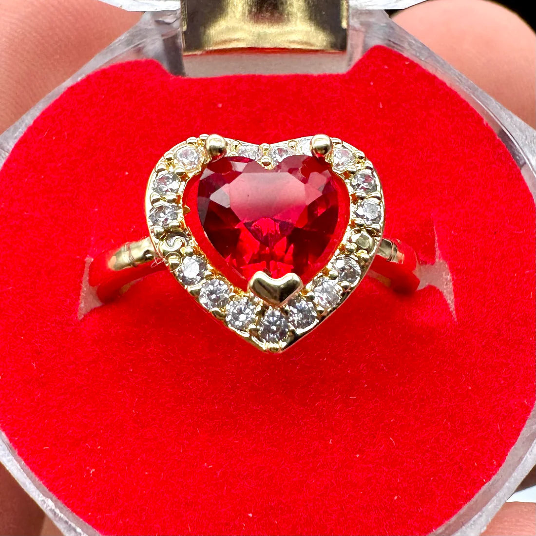 Anillo De Corazón Rojo