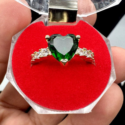 Anillo De Corazón Verde Con Zirconias Ajustable