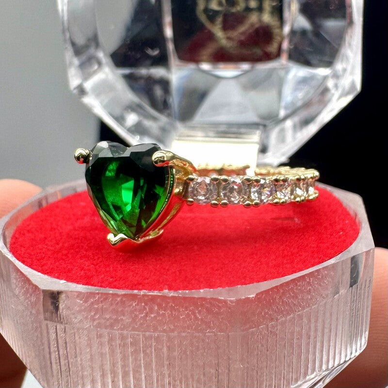 Anillo De Corazón Verde Con Zirconias Ajustable