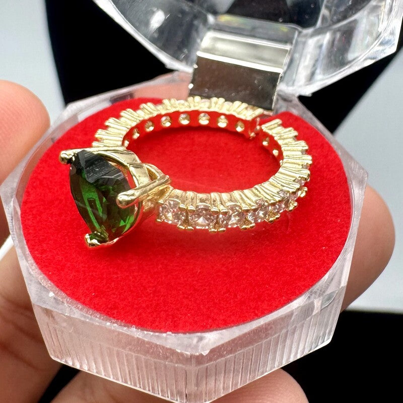 Anillo De Corazón Verde Con Zirconias Ajustable