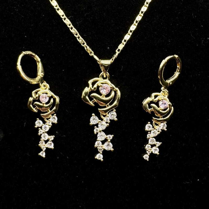 Set Premium Rosas De Amor Cadena y Aritos