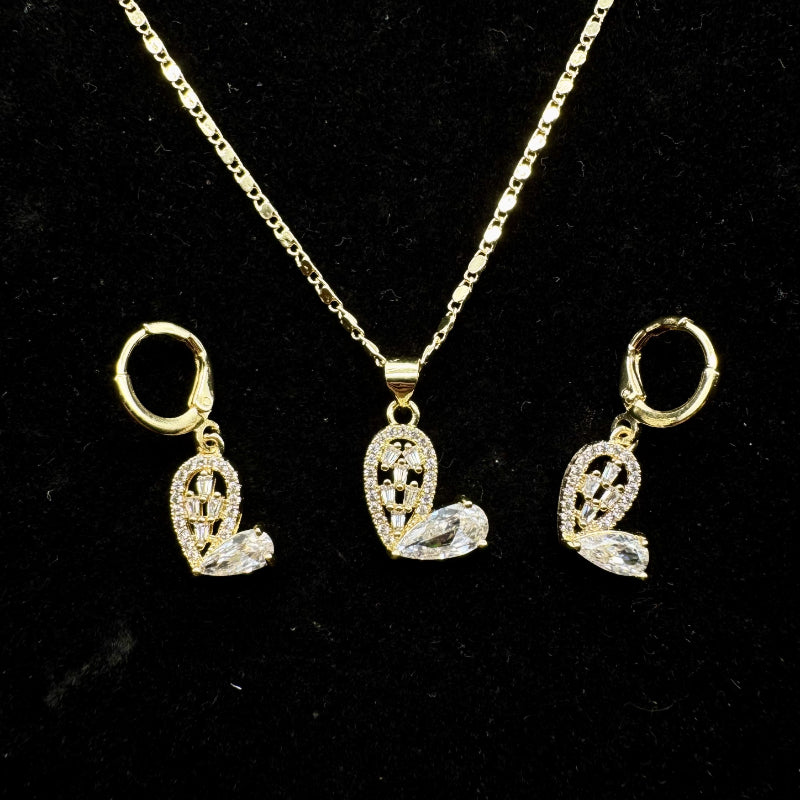 Set Premium Corazón De Amor Cadena y Aritos