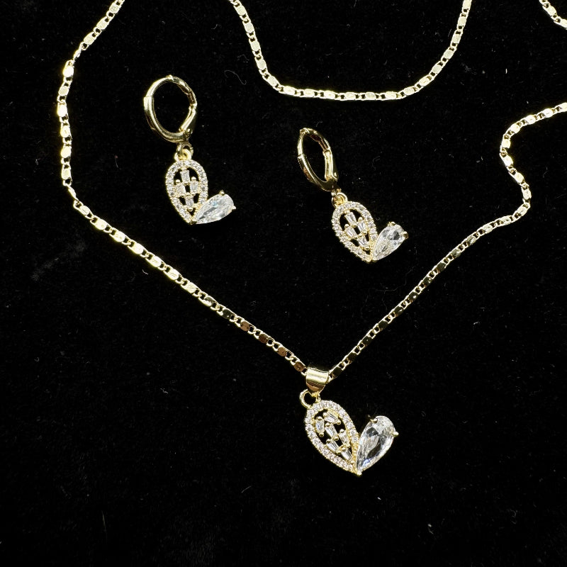 Set Premium Corazón De Amor Cadena y Aritos